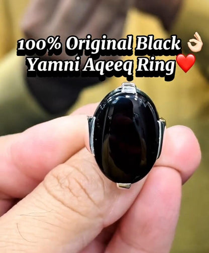 Black Aqeeq Ring ...